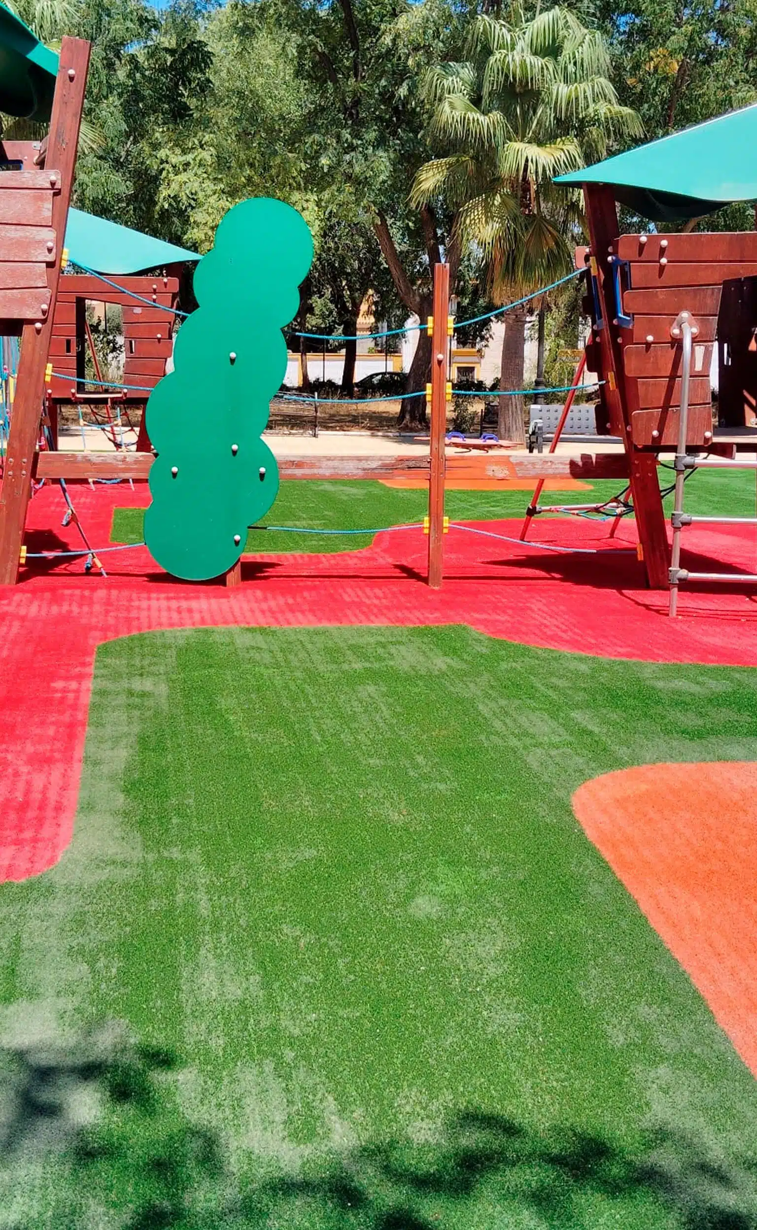 cesped-artificial-para-parques-infantiles cesped-artificial-para-parques-infantiles